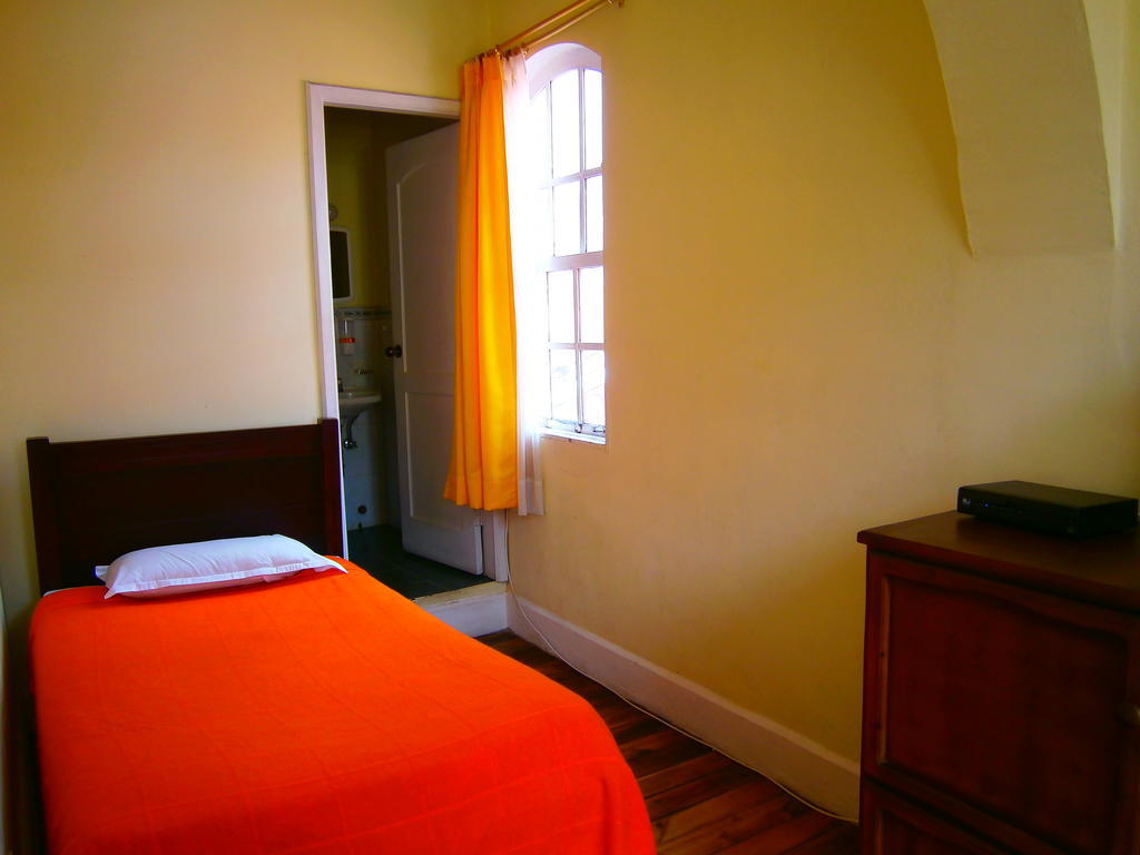 The Yellow House Quito Room photo